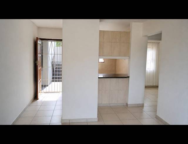 1 BEDROOM PROPERTY TO RENT IN OVERPORT